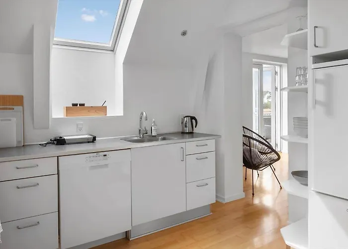 M373-vaeggerlose-marielyst-strandvej-59-d-1-tv Дом отдыха